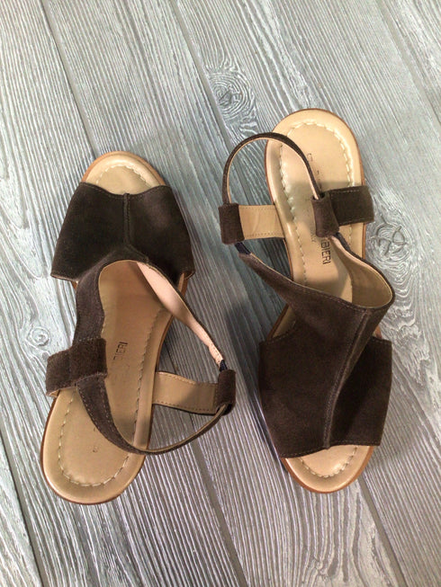 Barbara Barbieri Wedges